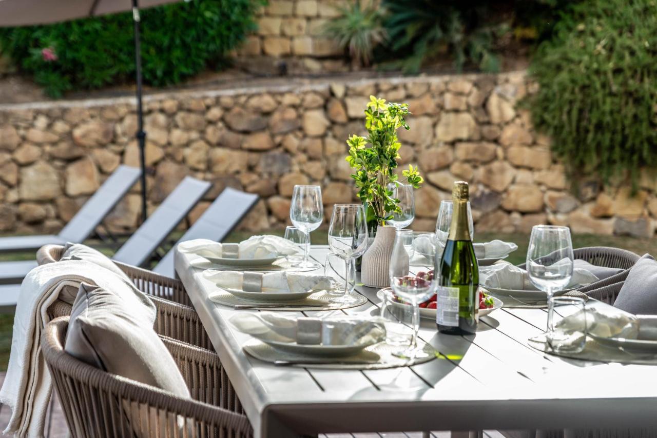 Villa Luxury 3 Bed With Heating Pool - Nueva Andalucia